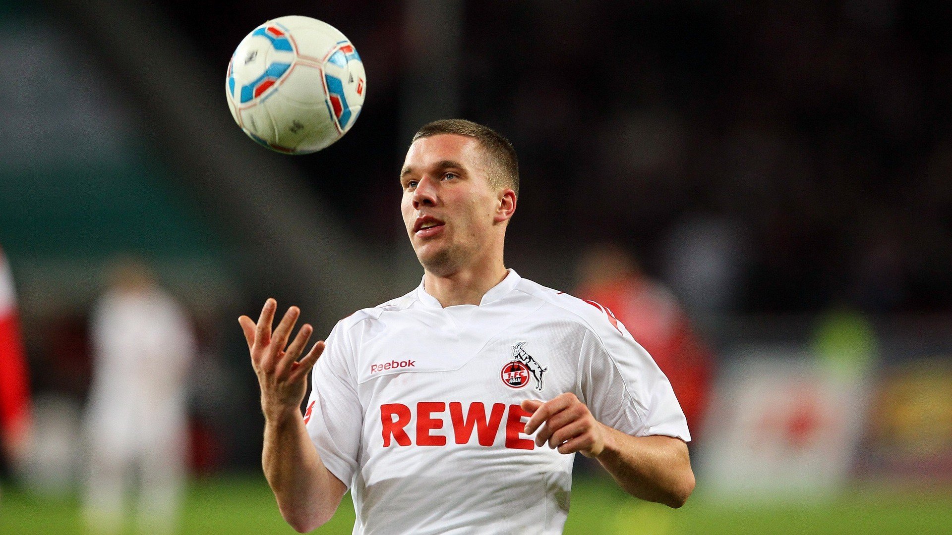 国际足球裁判员培训逐步规范，提升判罚国际竞争力，足球国际裁判收入